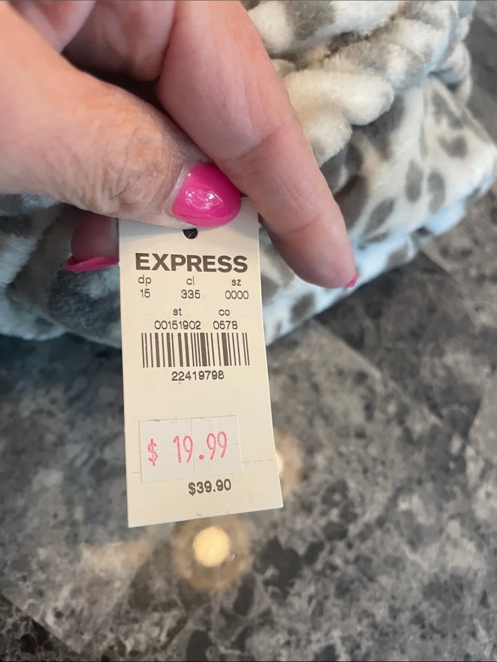 Express Kids Plush Leopard Print Robe - Cream & Gray